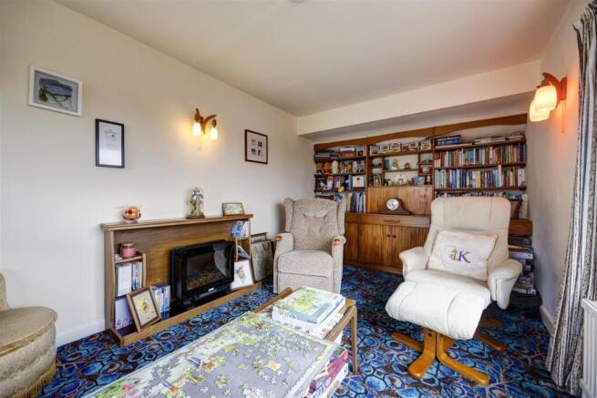 3 bed Detached Bungalow for sale Image 10