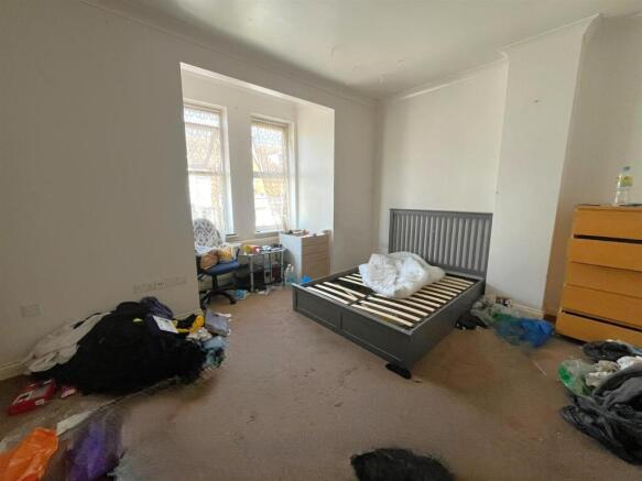 Bedroom 1.jpeg