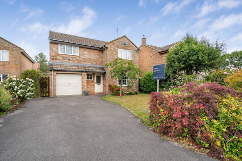 Kings Avenue, Marcham, OX13