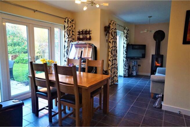 Kitchen/Family Room
