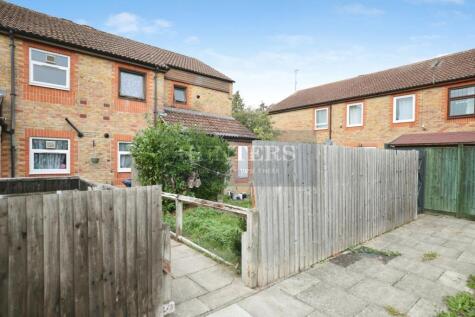 Howcroft Lane, Greenford