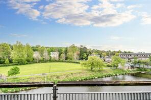 306, Sand Aire House, Stramongate, Kendal LA9 4UA
