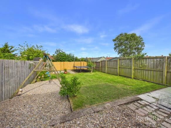 3 bed Semi-Detached for sale Image 6