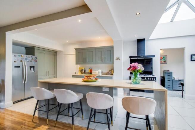 LIVING DINING KITCHEN