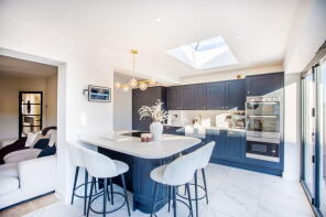 69, Grovewood Avenue, Eastwood, Leigh-on-sea SS9 5EQ