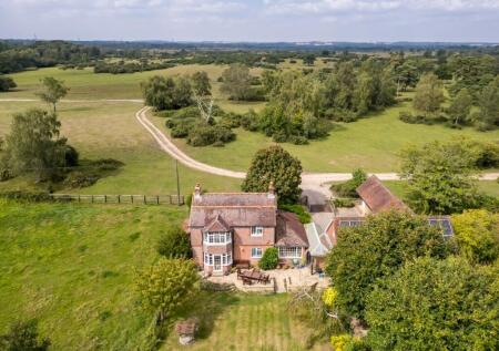 Trewendoc, Bramshaw, Lyndhurst, Hampshire, SO43 7JL