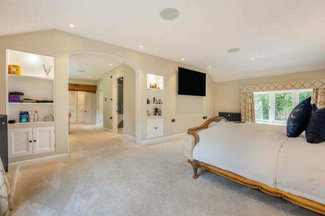 8608560-interior26.jpg