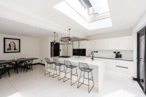 4, Chadacre Avenue, Clayhall, Ilford IG5 0JQ
