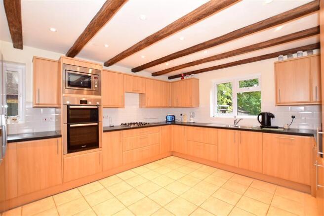 Kitchen/Dining Area
