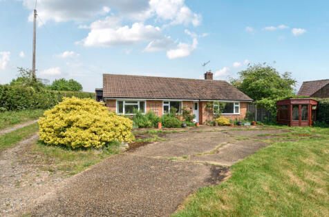 Hawthorn Road, Four Marks, Alton, Hampshire, GU34