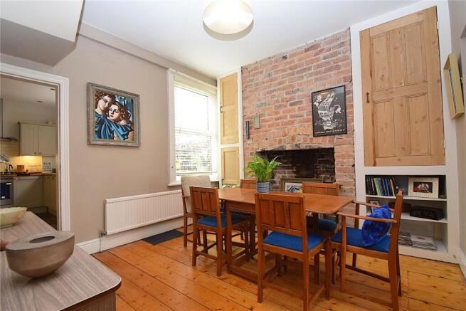 2 bed Terraced for sale Image 4