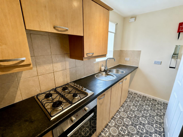 Kitchen (2/2)