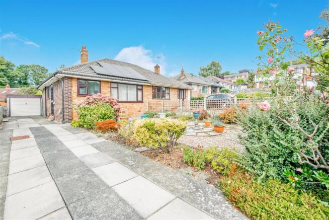 2 bed Semi-Detached Bungalow for sale in rawdon