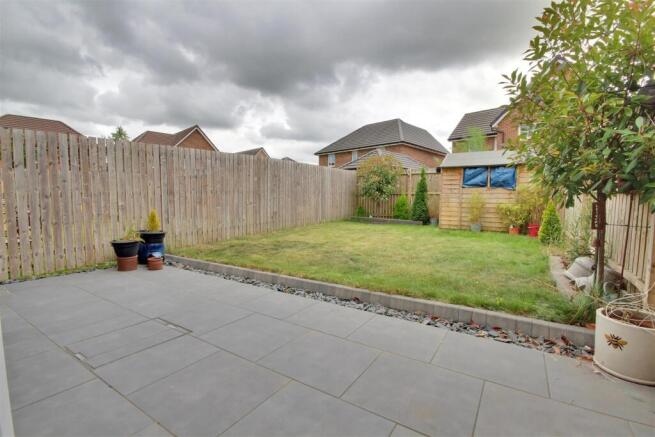 3 bed Semi-Detached for sale Image 4