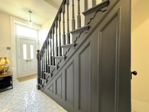 ENTRANCE HALLWAY