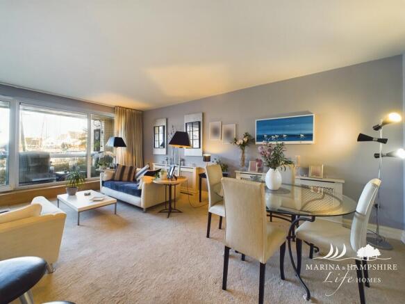 CAM03691G0-PR0032...