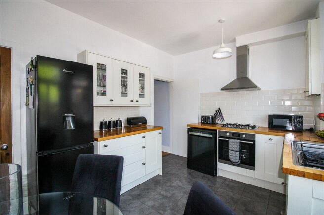3 bed Terraced for sale Image 4