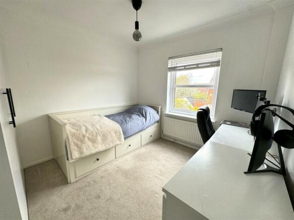 Bedroom 2.jpg