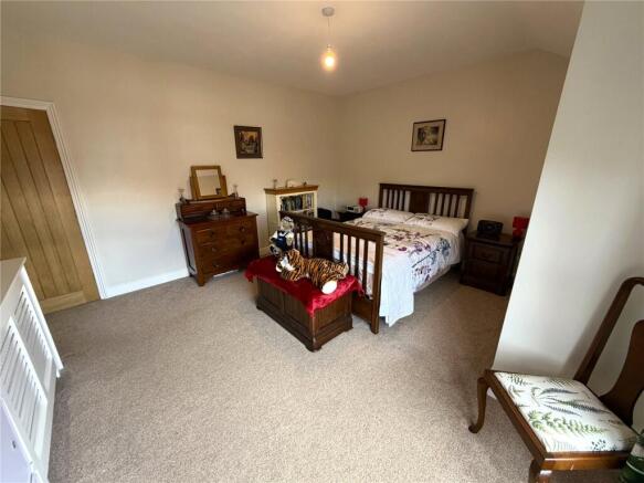 2 bed Terraced for sale Image 12