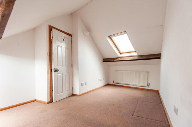 4 bed Terraced for sale Image 11