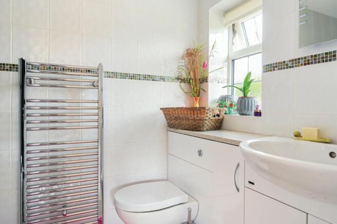 Bedroom 2 Ensuite