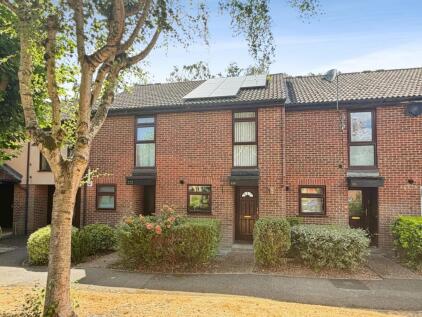 Avondale, Ash Vale, Surrey, GU12