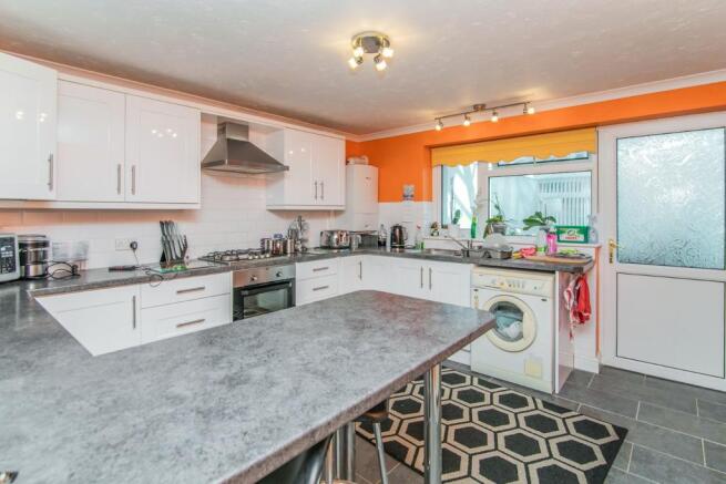 Kitchen/breakfast ro