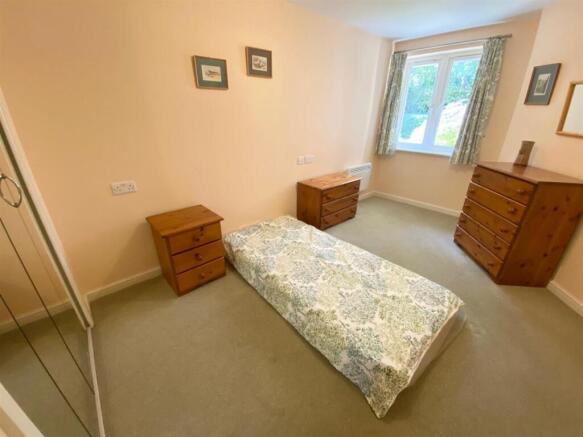 1 bed Apartment for sale Image 7