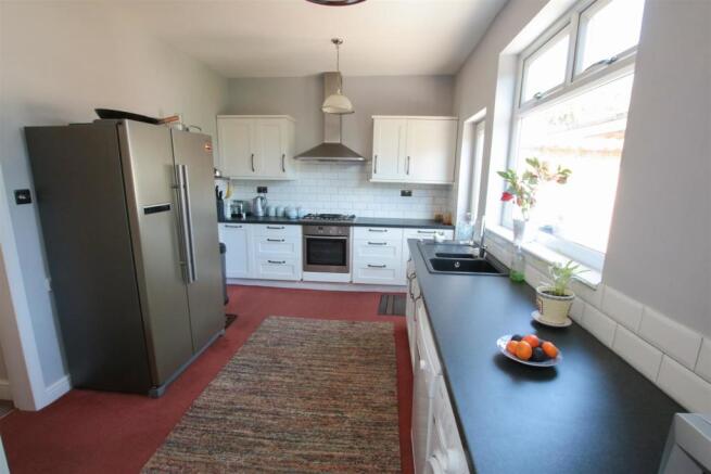OPEN PLAN DINING KITCHEN