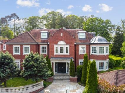 Leatherhead Road, KT22