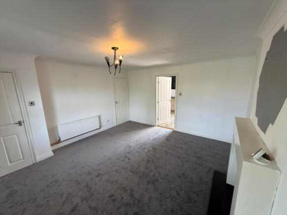 3 bed Terraced for sale Image 5