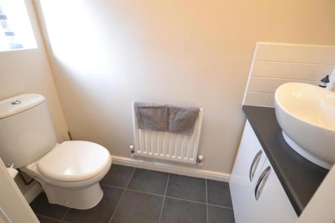 DOWNSTAIRS CLOAKROOM/W.C.