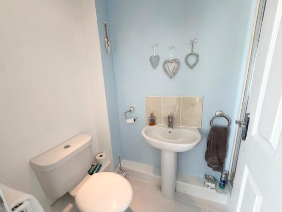 2 bed Apartment for sale Image 10