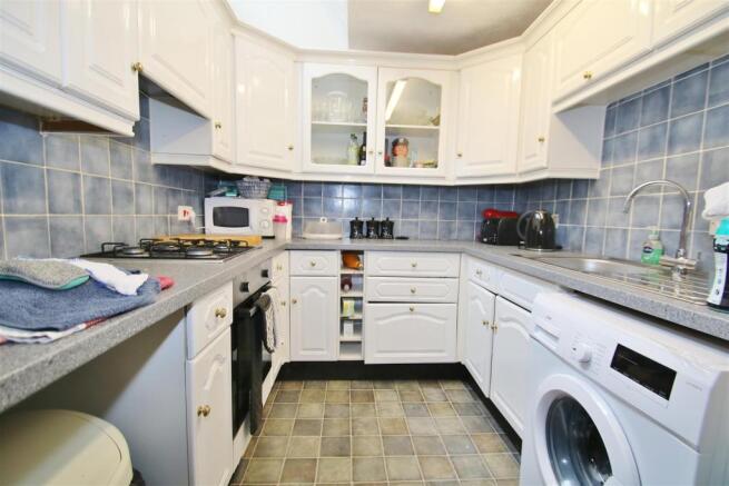Kitchen.JPG