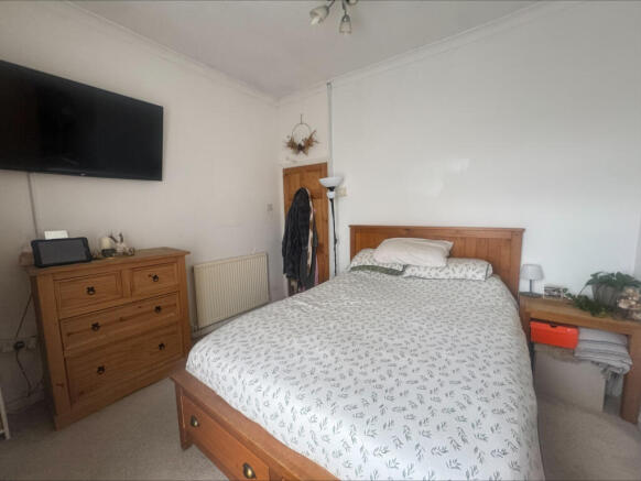2 bed Terraced to rent Image 7