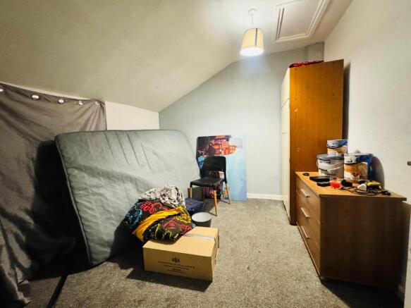 3 bed Terraced for sale Image 10