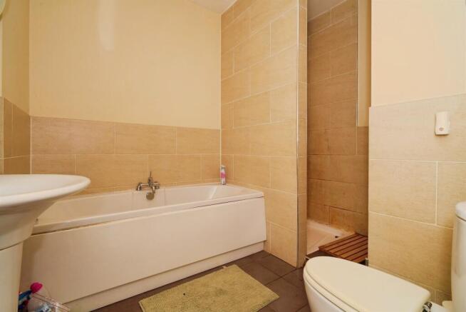1 bed House for sale Image 11
