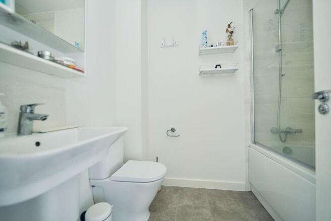 Photo 10