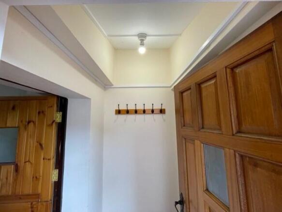 2 bed Town House to rent Image 4