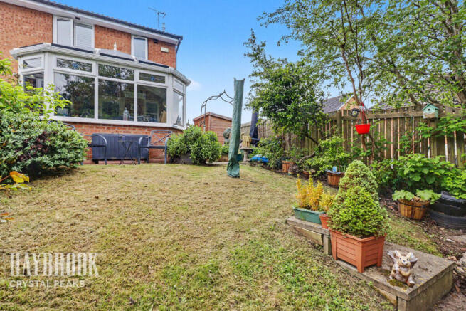 3 bed Semi-Detached for sale Image 6
