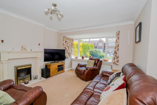 1, Salisbury Close, Lichfield, Staffordshire, WS13