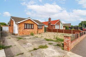 90, Higher Drive, Lowestoft NR32 3DD