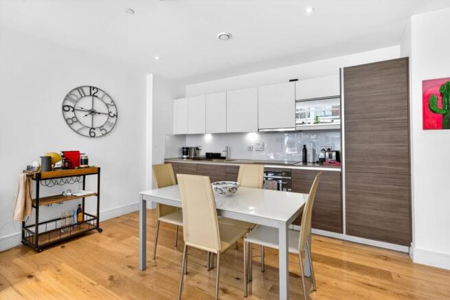 Living / dining / homeworking area