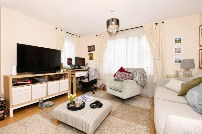 Avocet Close, Coton Park, Rugby, CV23 photo 4