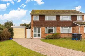 19, Hillside Close, East Grinstead RH19 2DW