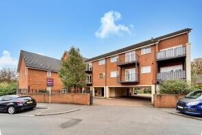 Flat 14, 4, Shaw Close, Staines-upon-thames TW19 7BJ