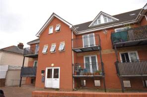 Flat 4, Bay View Court, Stour Road, Harwich CO12 3GS