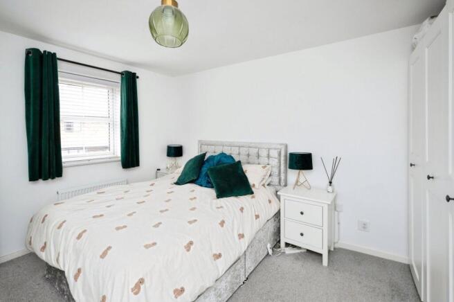 4 bed Detached for sale Image 4