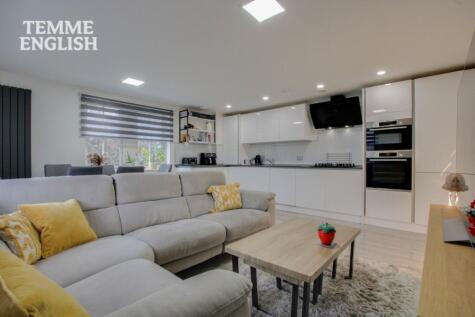 Churchill Avenue, Basildon, SS14