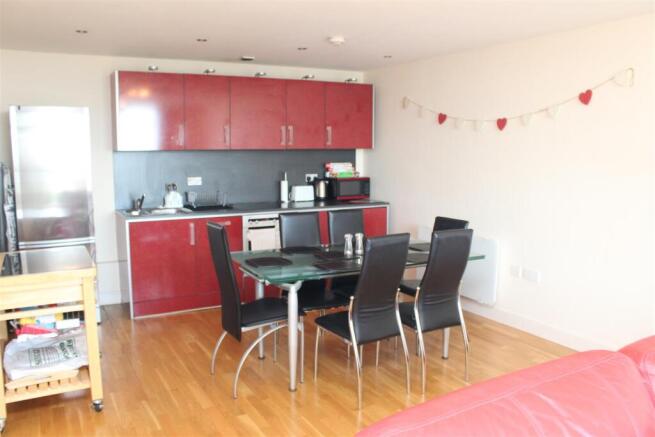 Dining/Kitchen